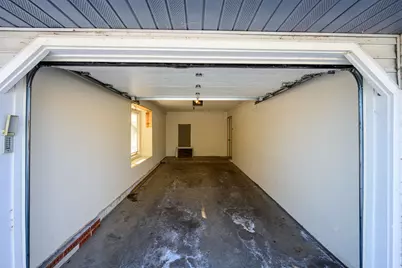 9354 W Loomis Rd #4, Franklin, WI 53132 - Photo 14