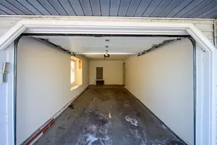 9354 W Loomis Rd, Franklin, WI 53132 - Photo 14