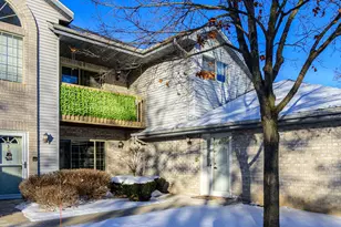 9354 W Loomis Rd, Franklin, WI 53132 - Photo 16