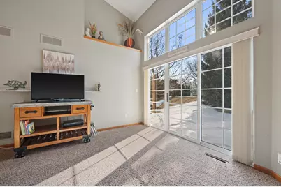1027  River Place Blvd, Waukesha, WI 53189 - Photo 10