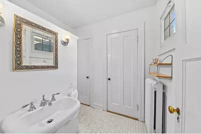 2400 E Newton Ave, Shorewood, WI 53211 - Photo 8