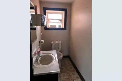 1900 W Lincoln Ave, Milwaukee, WI 53215 - Photo 18