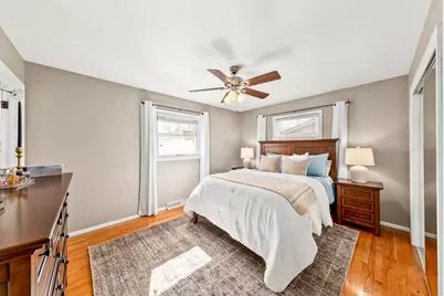 13715 W Park Ave, New Berlin, WI 53151 - Photo 18