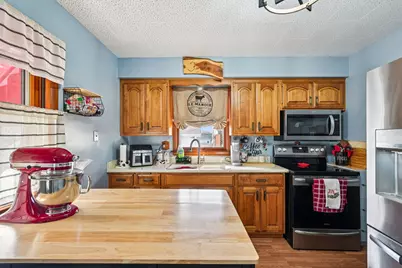 3351 S 66th St, Milwaukee, WI 53219 - Photo 6