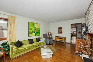 7649 N 51st Blvd, Milwaukee, WI 53223 - Photo 4