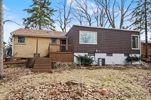 7649 N 51st Blvd, Milwaukee, WI 53223 - Photo 30