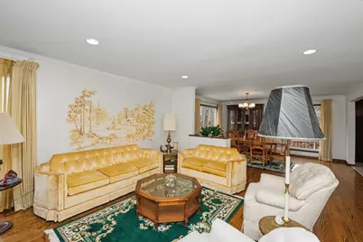 7649 N 51st Blvd, Milwaukee, WI 53223 - Photo 14