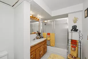 7649 N 51st Blvd, Milwaukee, WI 53223 - Photo 26