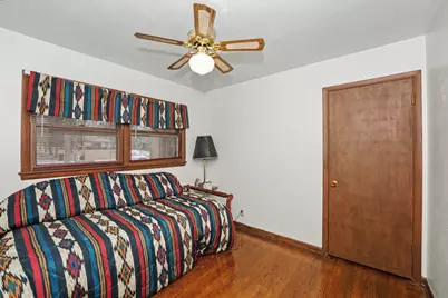 7649 N 51st Blvd, Milwaukee, WI 53223 - Photo 16