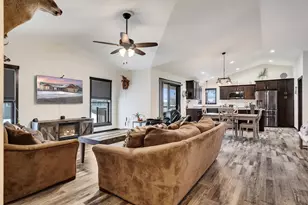 2012 Elinor Ln, Holmen, WI 54636 - Photo 6