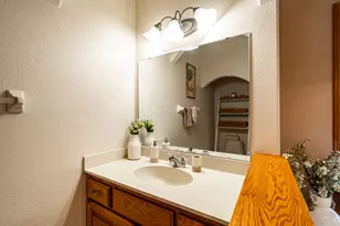 S101W32920 West Pointe Dr, Mukwonago, WI 53149 - Photo 20