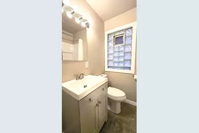 8525 W Lisbon Ave, Milwaukee, WI 53222 - Photo 8