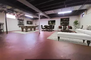 8525 W Lisbon Ave, Milwaukee, WI 53222 - Photo 10