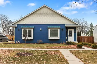 529  Warren St, Lake Geneva, WI 53147 - Photo 2