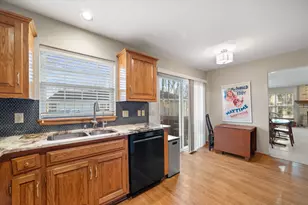 1914 E Sunset Dr, Waukesha, WI 53189 - Photo 12