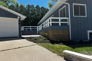 560 Free Church Dr, Williams Bay, WI 53191 - Photo 36
