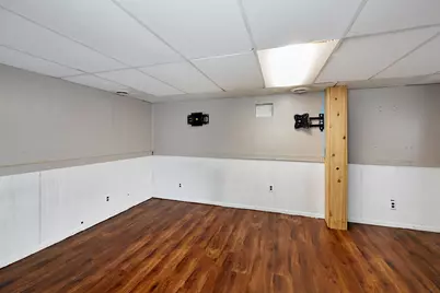 18700  Moor Ct, Brookfield, WI 53045 - Photo 24