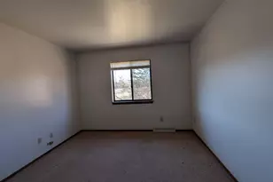 7721 N 60th St, Milwaukee, WI 53223 - Photo 10