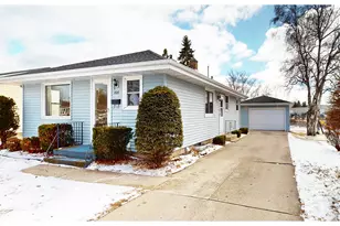 1525 George St, Manitowoc, WI 54220 - Photo 1