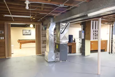 5542 W Jerelyn Pl, Milwaukee, WI 53219 - Photo 42