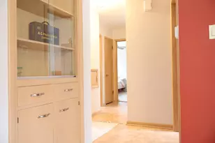 5542 W Jerelyn Pl, Milwaukee, WI 53219 - Photo 16