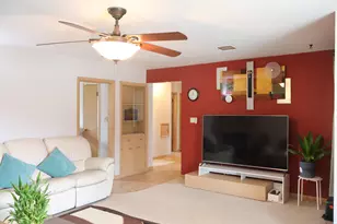 5542 W Jerelyn Pl, Milwaukee, WI 53219 - Photo 8