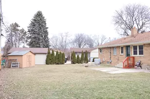 5542 W Jerelyn Pl, Milwaukee, WI 53219 - Photo 46