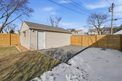 2846 N 81st St, Milwaukee, WI 53222 - Photo 30