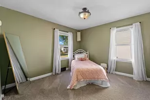 3666 S 21st St, Milwaukee, WI 53221 - Photo 6