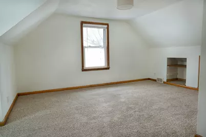 6604 W Montana St, Milwaukee, WI 53219 - Photo 6