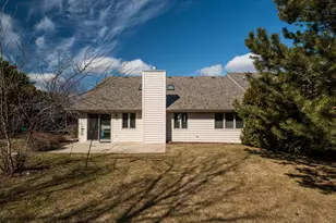 6331 Kingsview Dr, Racine, WI 53406 - Photo 26