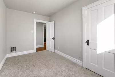 183 E McWilliams St, Fond du Lac, WI 54935 - Photo 12