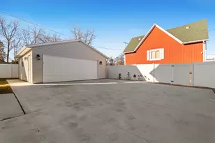 1934 N 7th St, Sheboygan, WI 53081 - Photo 38