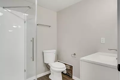 907  Wilson St, Onalaska, WI 54650 - Photo 12