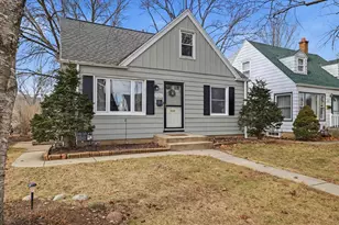 3261 N 86th St, Milwaukee, WI 53222 - Photo 2