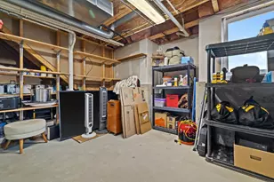 6427 San Marino Dr, Racine, WI 53406 - Photo 38