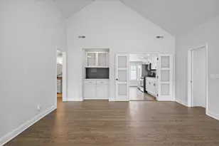 132 Fontana Ave, Fontana, WI 53125 - Photo 8