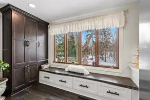 3770 Klondike Ct, Brookfield, WI 53045 - Photo 8