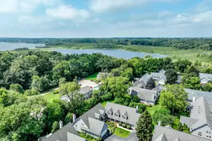 1722 Journeys Dr, Delafield, WI 53029 - Photo 2