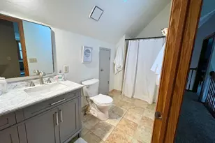 1722 Journeys Dr, Delafield, WI 53029 - Photo 16