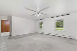9370 S 46th St, Franklin, WI 53132 - Photo 6