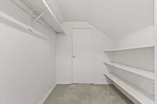 9370 S 46th St, Franklin, WI 53132 - Photo 26