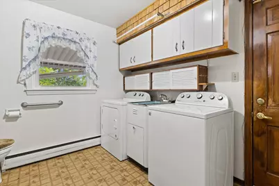 9370 S 46th St, Franklin, WI 53132 - Photo 18