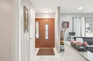 2304 85th St, Kenosha, WI 53143 - Photo 2