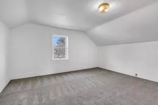 2019 Jefferson St, Two Rivers, WI 54241 - Photo 18