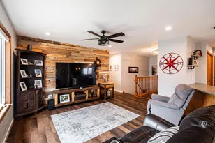 133 Settlement Rd, Hartford, WI 53027 - Photo 4