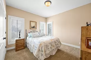 1260 4 Winds Wy, Hartland, WI 53029 - Photo 28