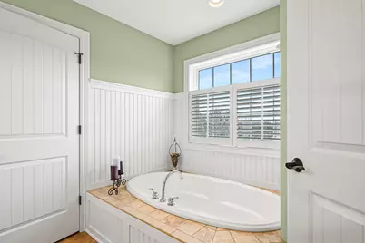 1260  Four Winds Way, Hartland, WI 53029 - Photo 34