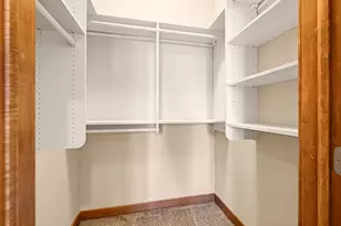 7513 W Tuckaway Pines Cir, Franklin, WI 53132 - Photo 14