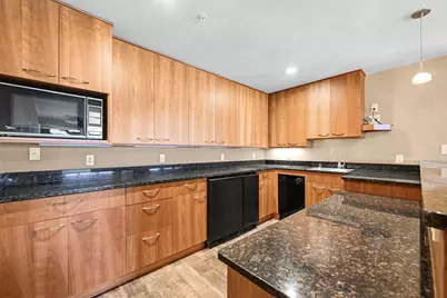 7513 W Tuckaway Pines Cir, Franklin, WI 53132 - Photo 26